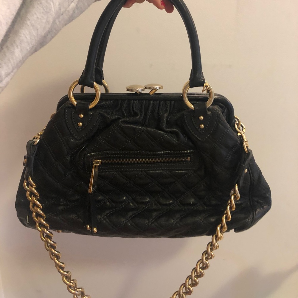 Marc Jacobs Leather Quilted Chain Bag - Iconic